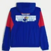 Windjacke mit Kapuze und Grafik der University of Kansas Jayhawks Windjacke mit Kapuze und Grafik der University of Kansas Jayhawks